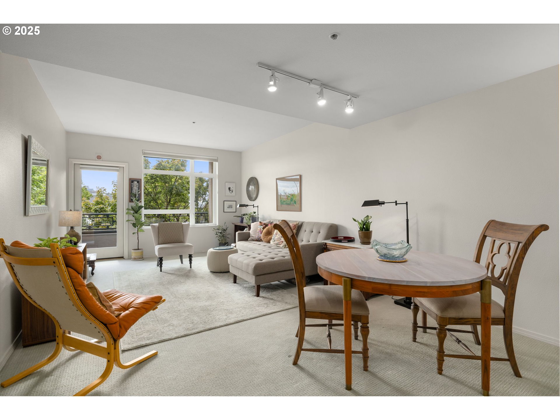 Photo #25: 165634711 Listing: Photo #25