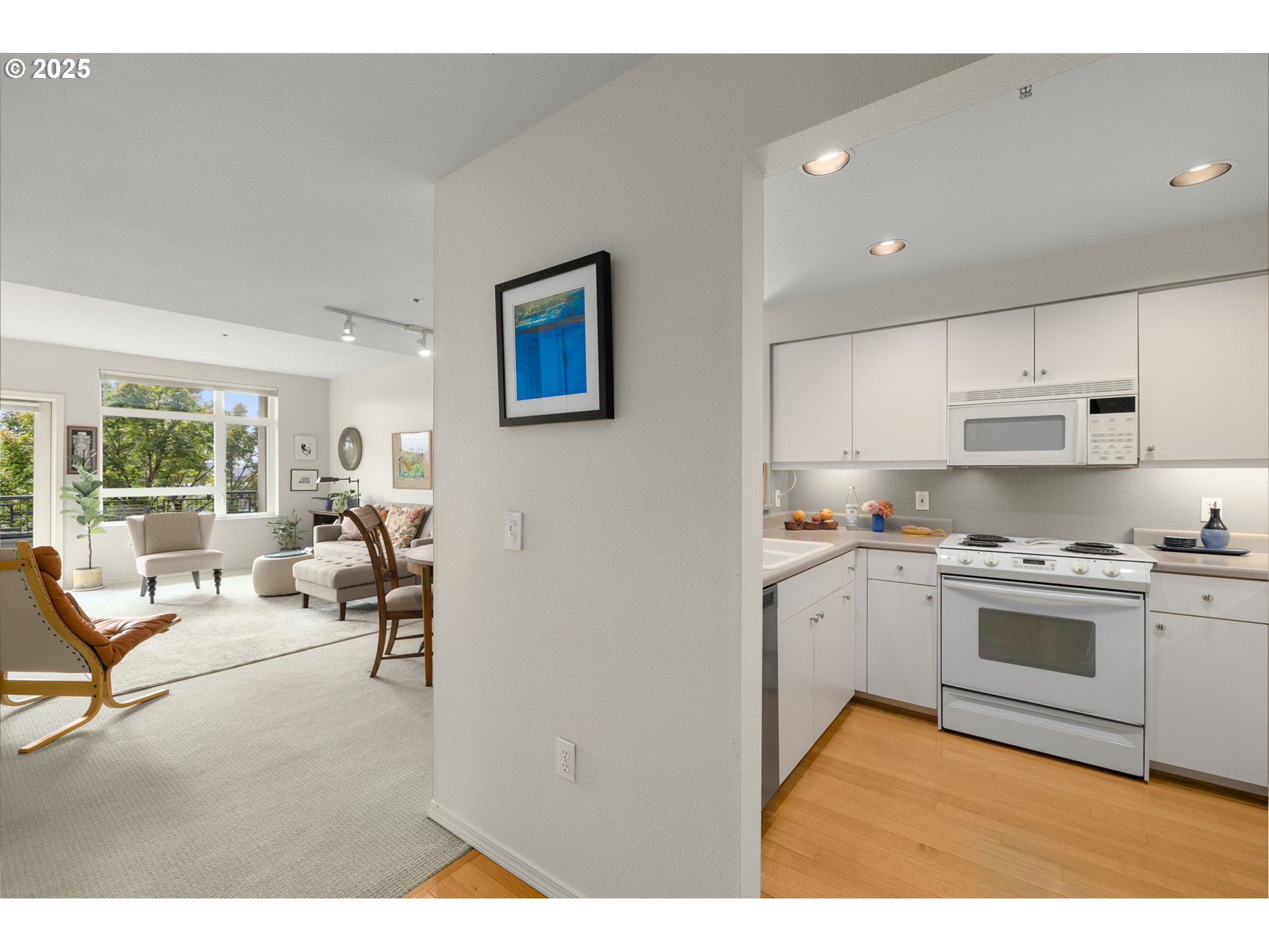 Photo #27: 165634711 Listing: Photo #27