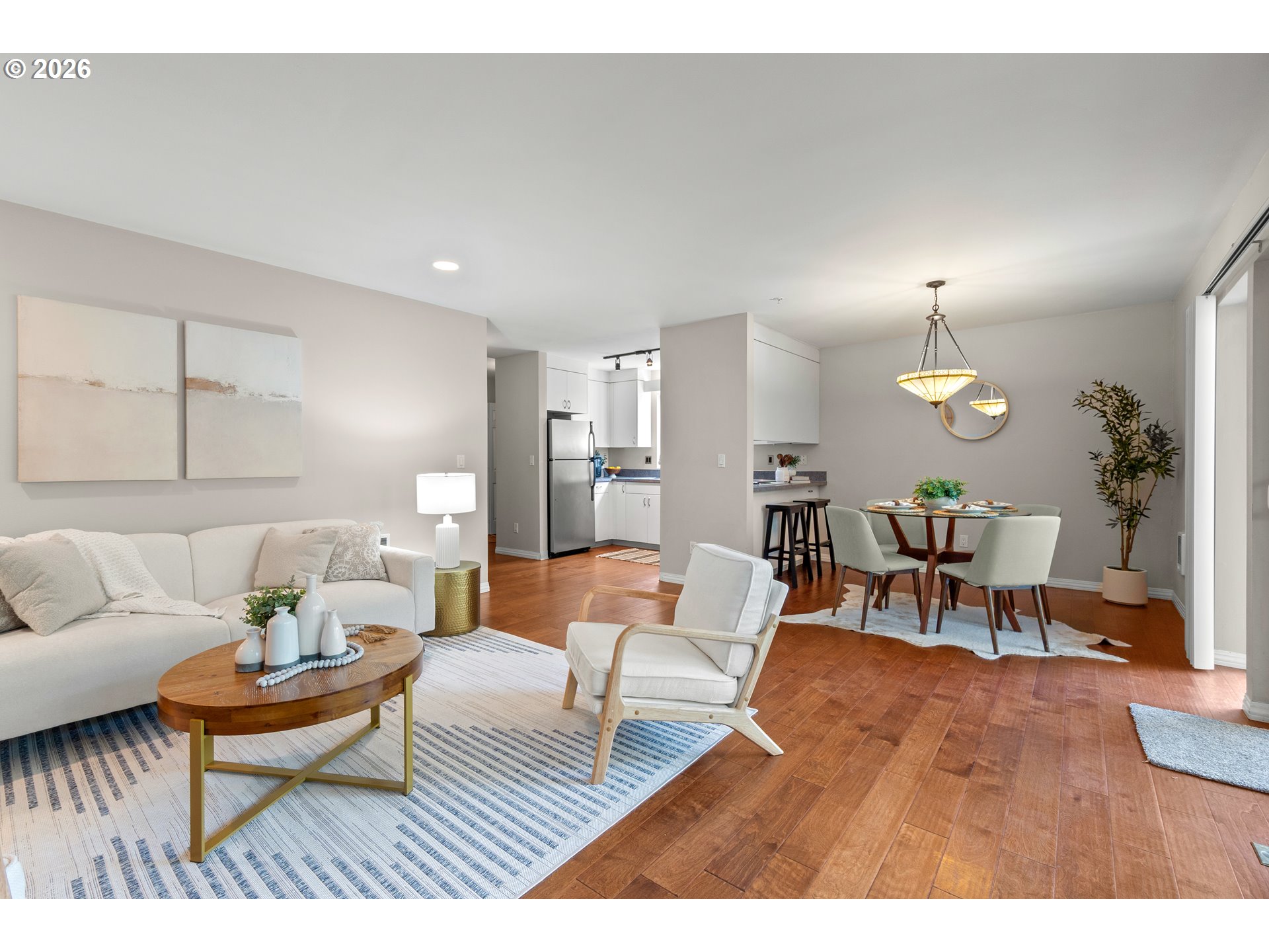 Photo #10: 165689541 Listing: Photo #10