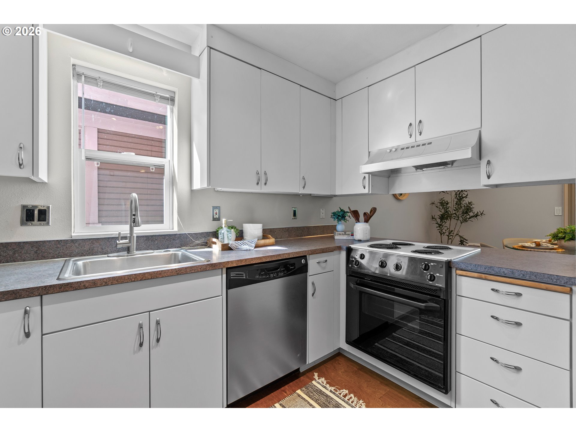 Photo #20: 165689541 Listing: Photo #20