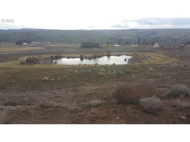 Photo of 407 LITTLE LAKE RD Maupin OR 97037