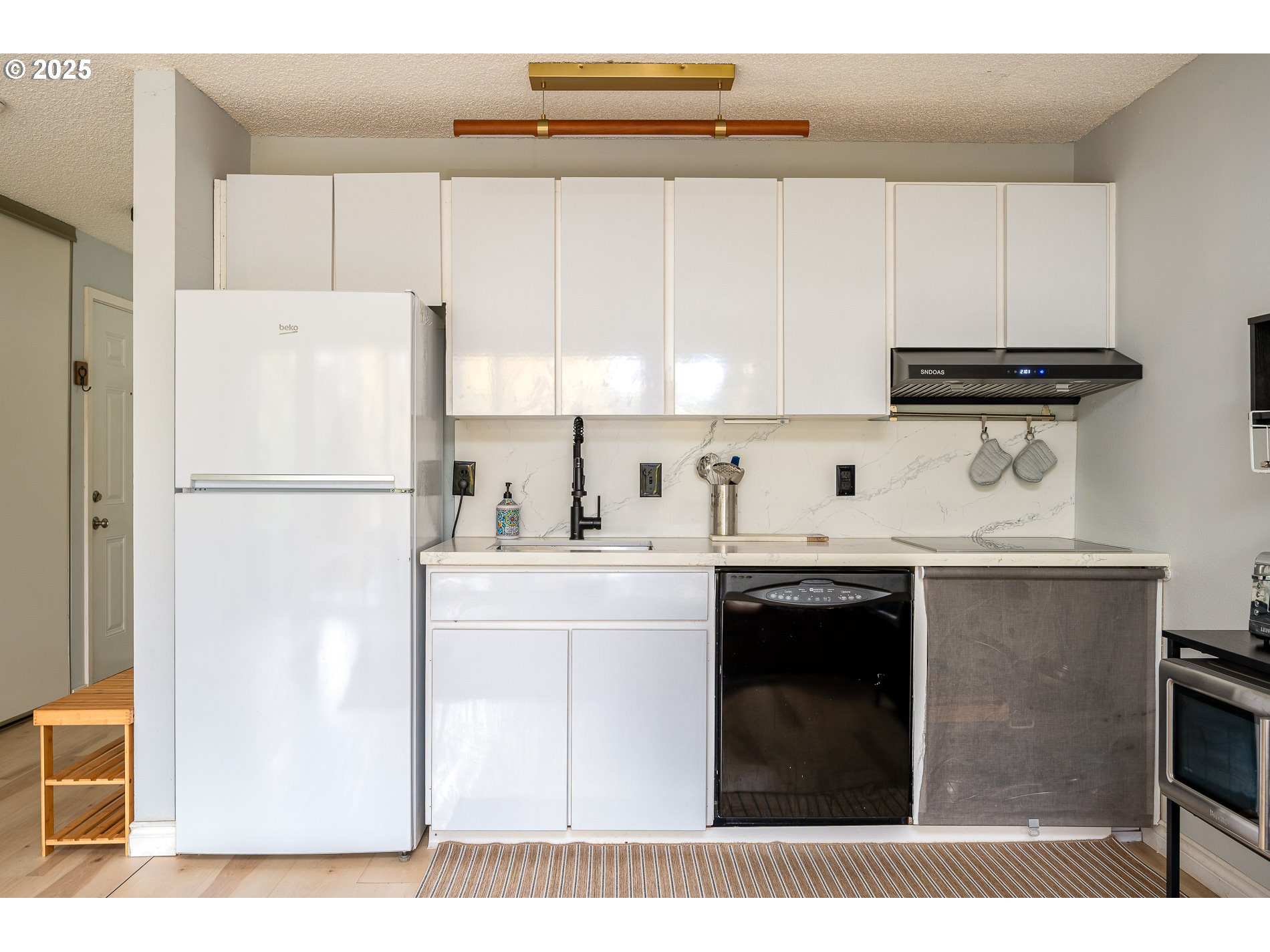 Photo #13: 166567292 Listing: Photo #13