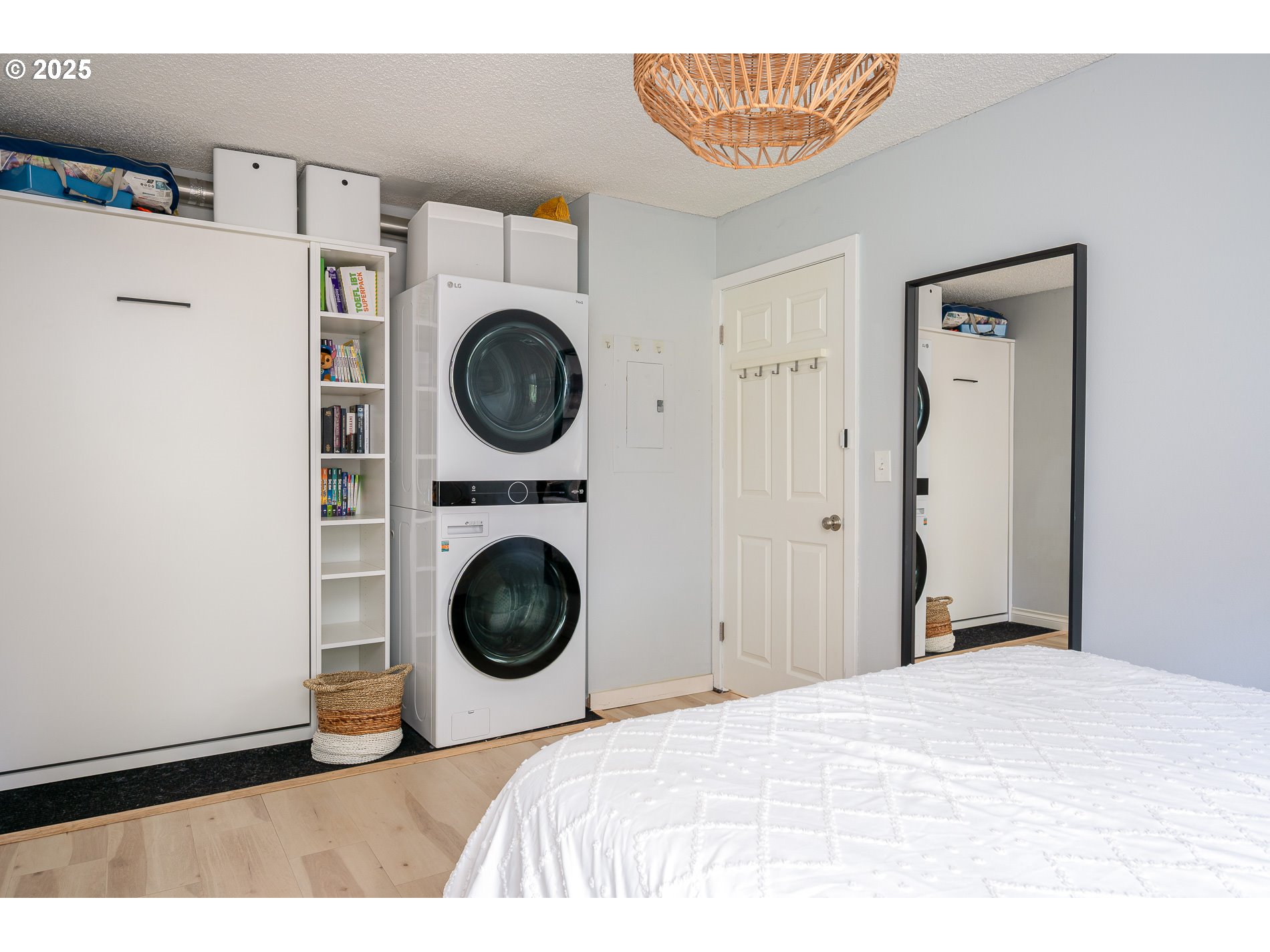 Photo #17: 166567292 Listing: Photo #17