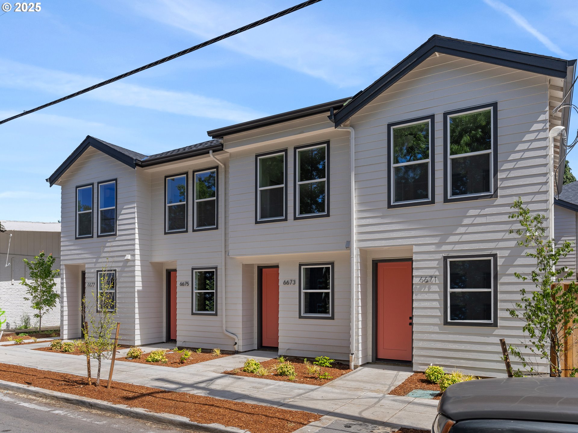 6909 N Bank ST, Portland, OR, 97203