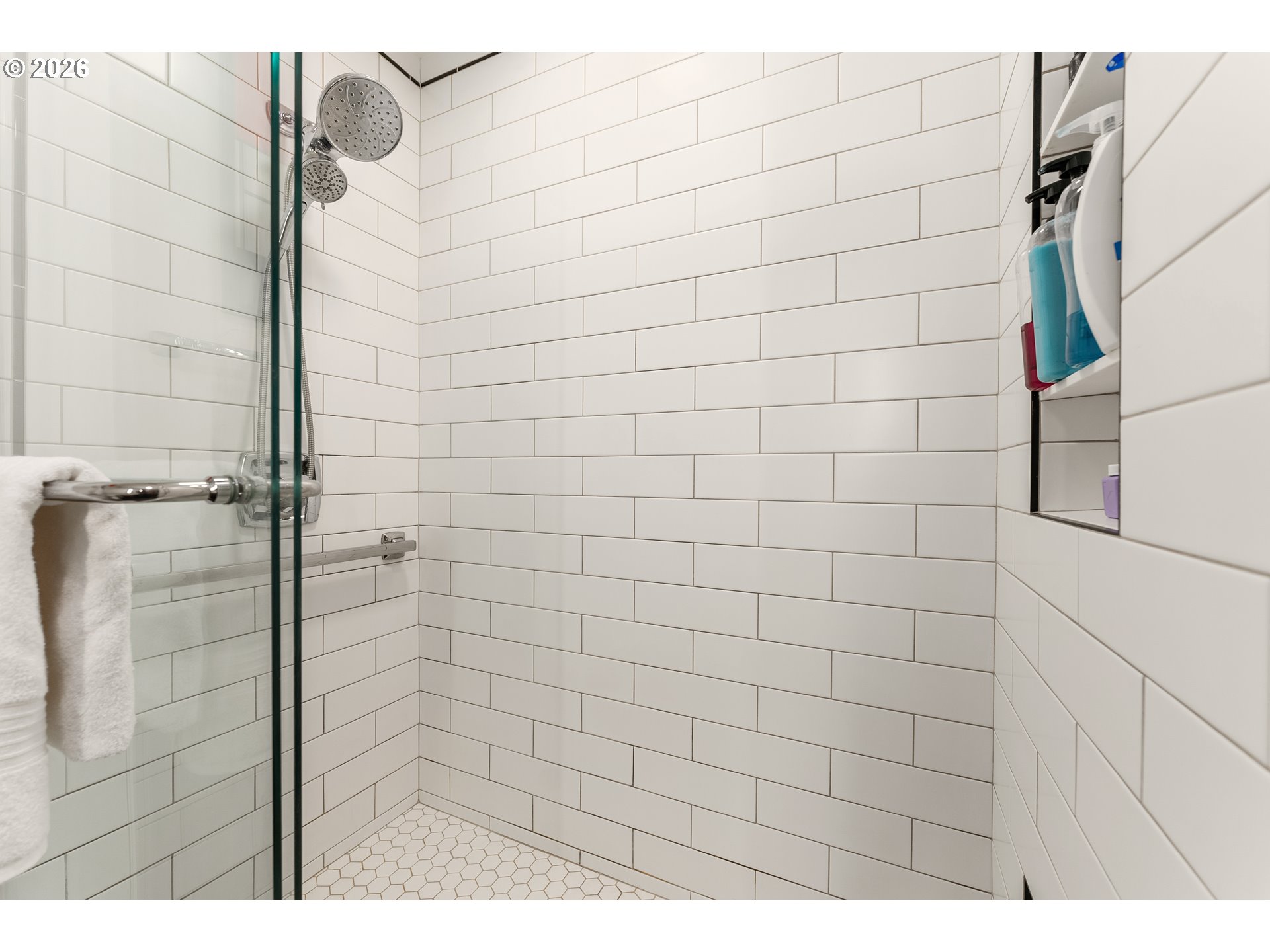 Photo #16: 167113974 Listing: Photo #16