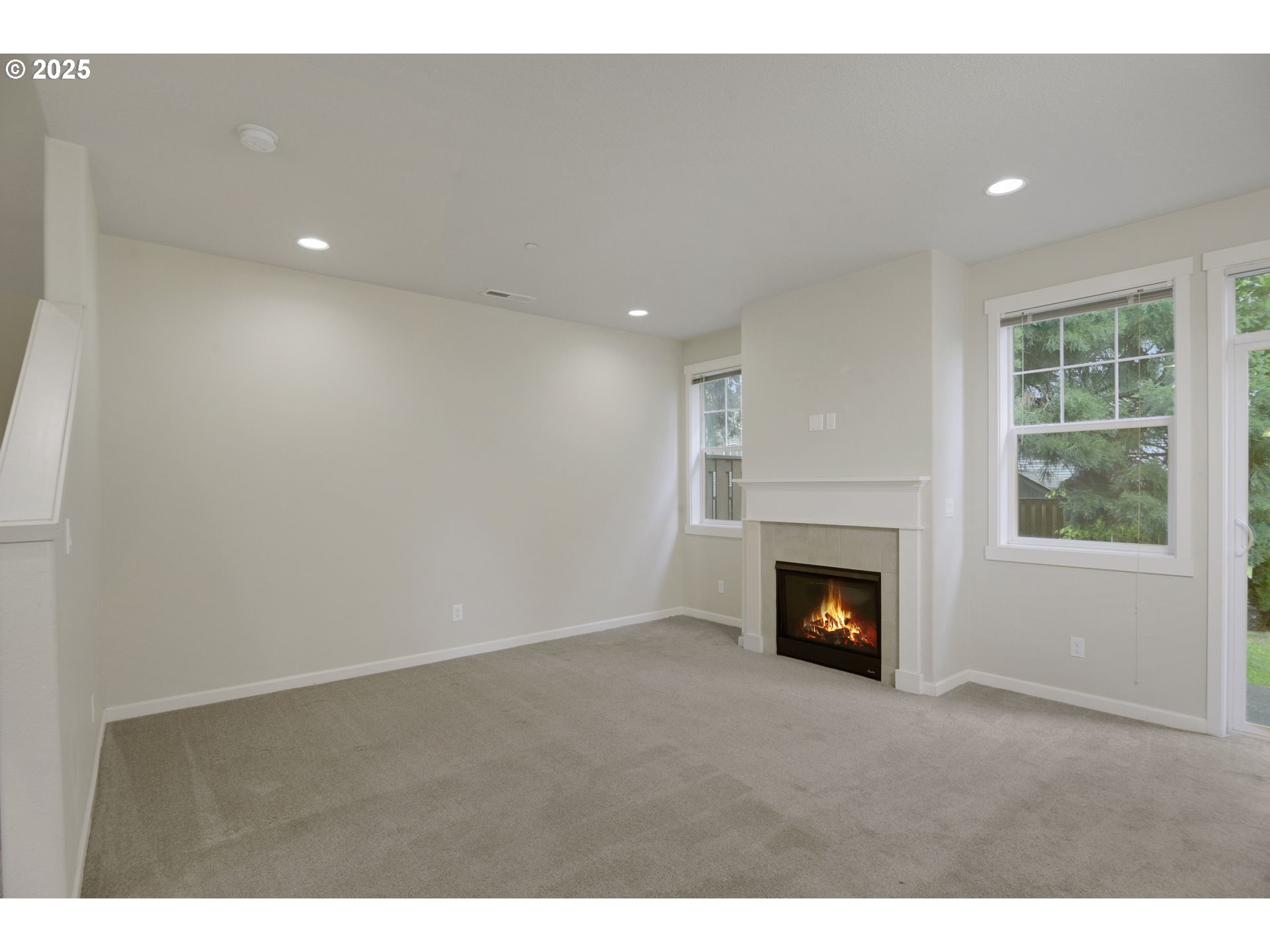 Photo #5: 167237455 Listing 