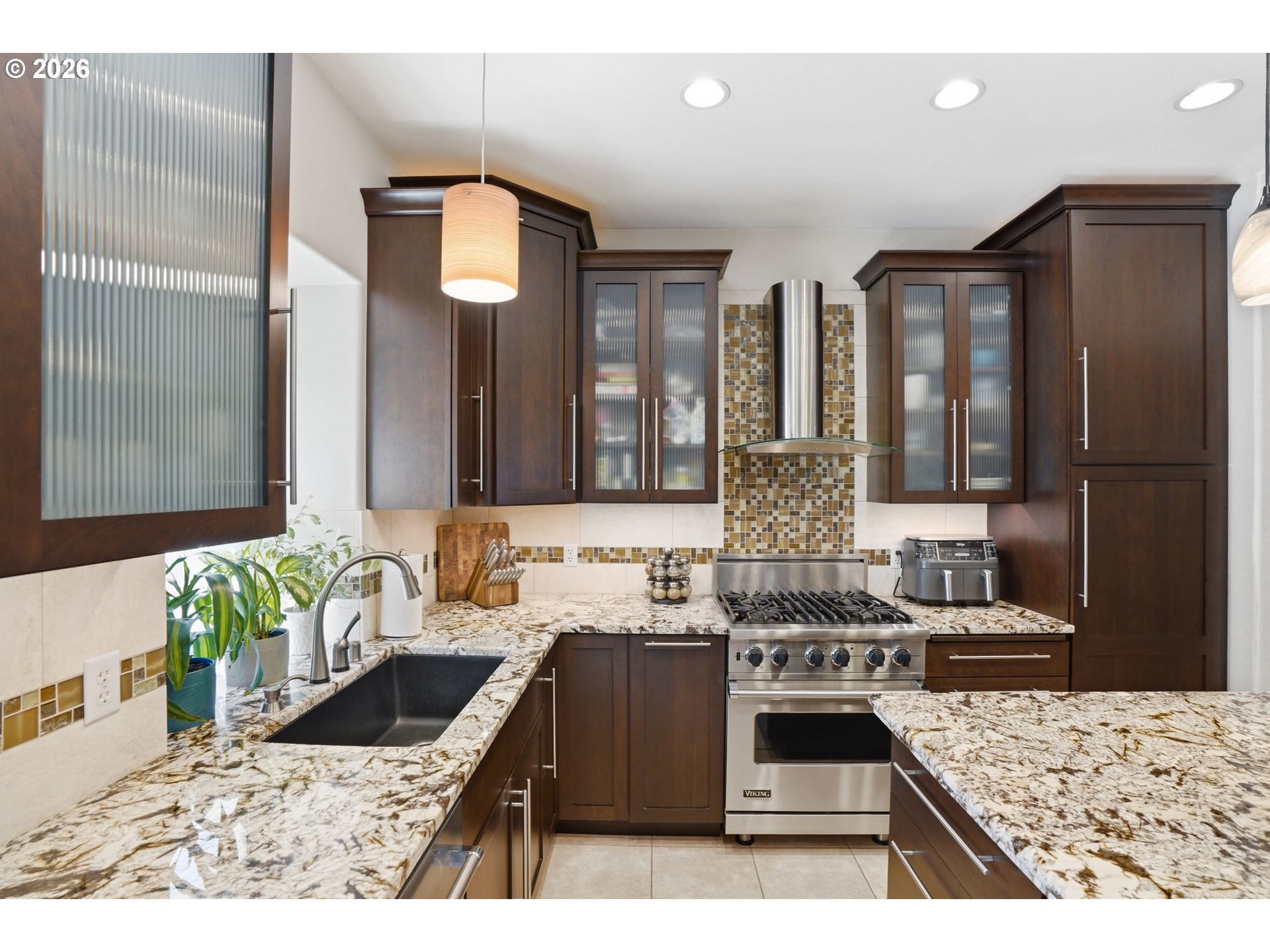 Photo #16: 167377182 Listing: Photo #16