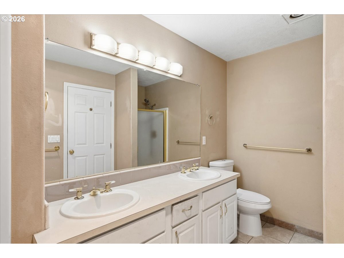 Photo #19: 167447135 Listing: Photo #19