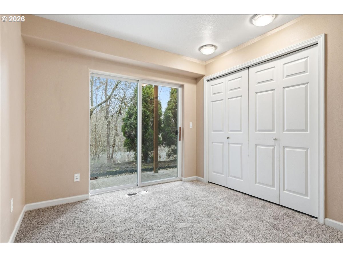 Photo #21: 167447135 Listing: Photo #21