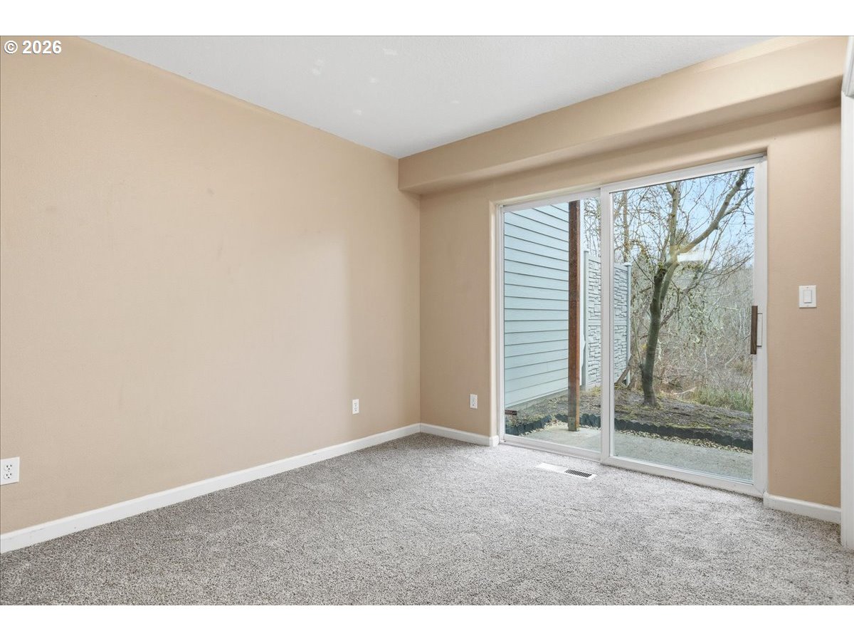 Photo #22: 167447135 Listing: Photo #22