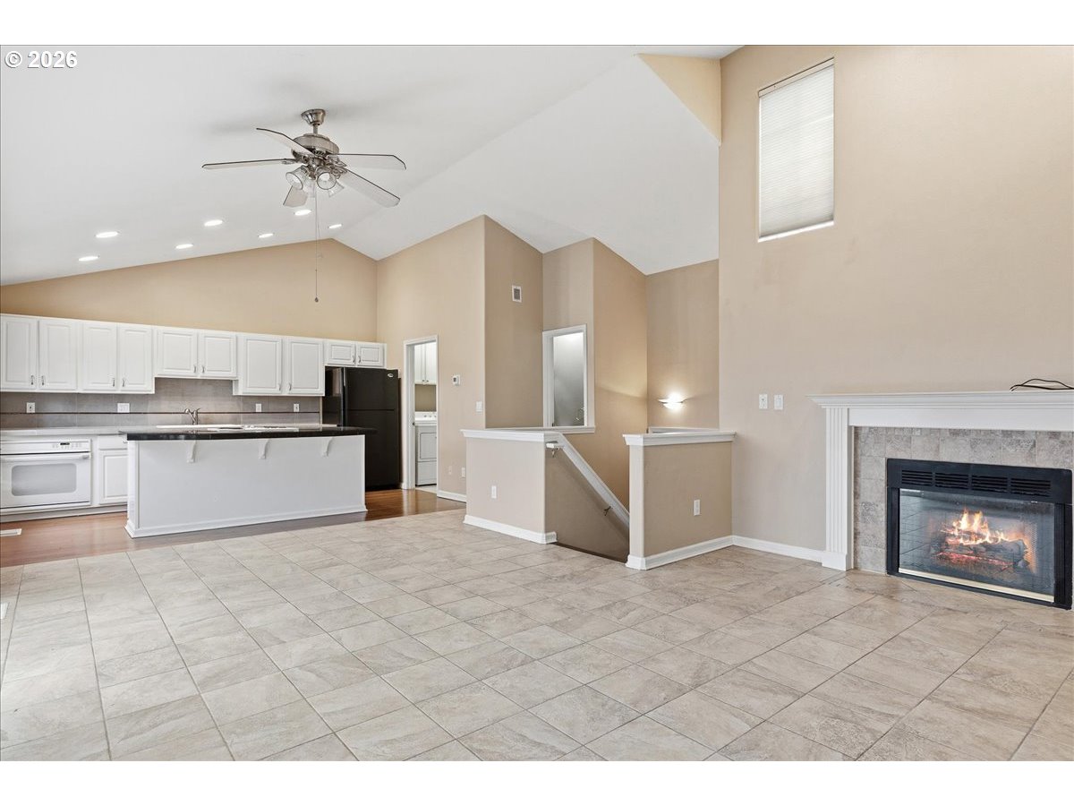 Photo #6: 167447135 Listing: Photo #6