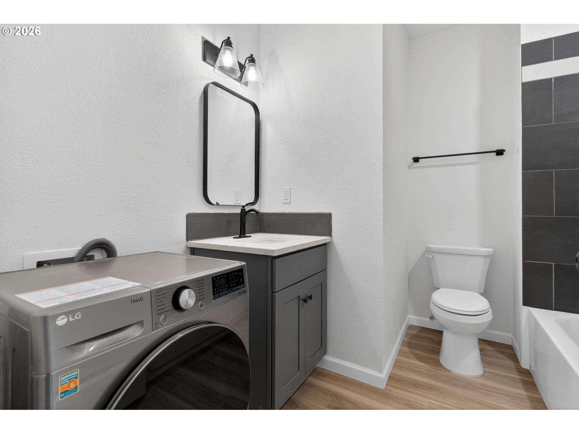 Photo #6: 167525066 Listing: Photo #6