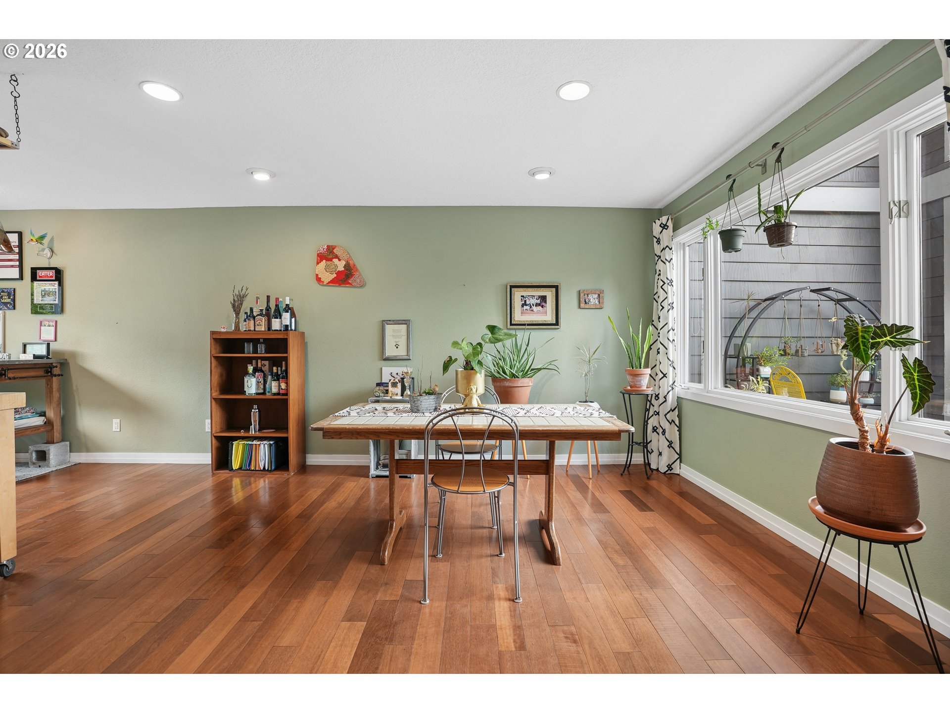 Property photo 11 of 35