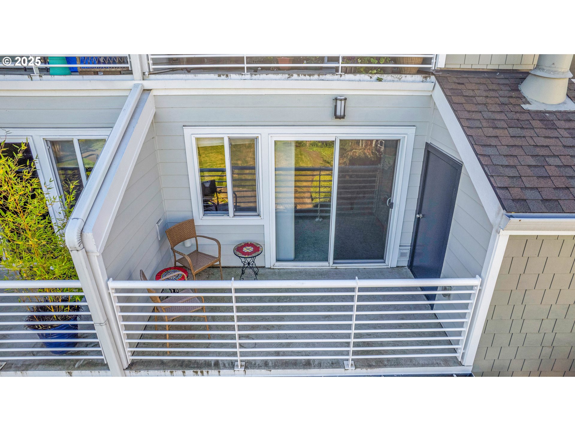 Photo #2: 169325279 Listing 