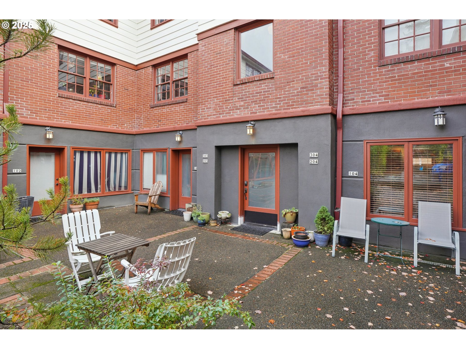 Photo #13: 169743487 Listing: Photo #13