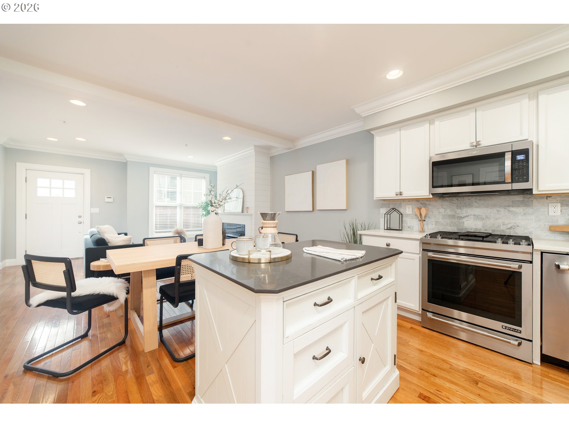 Photo #5: 170420136 Listing: Photo #5