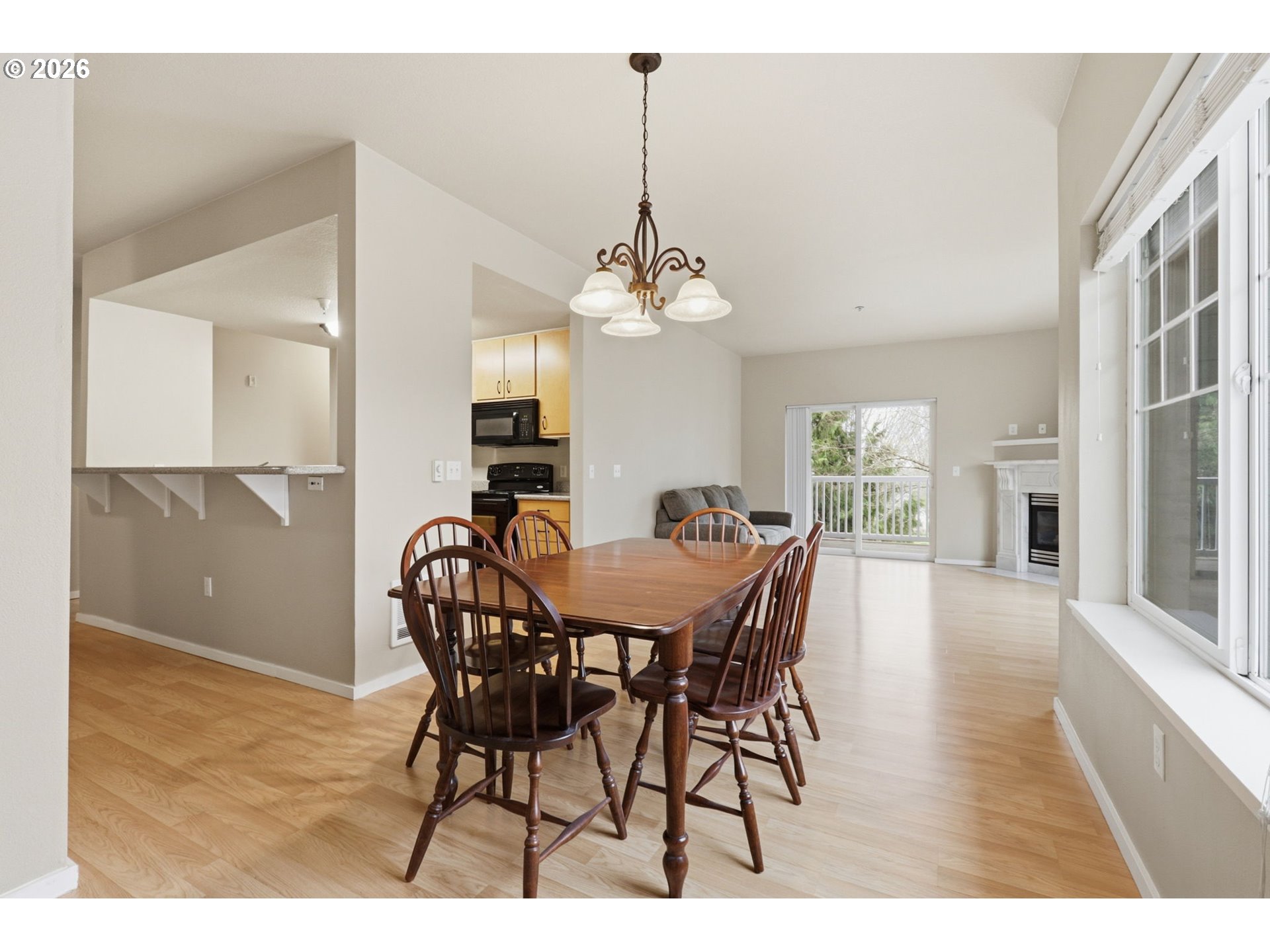 Photo #3: 170535857 Listing: Photo #3