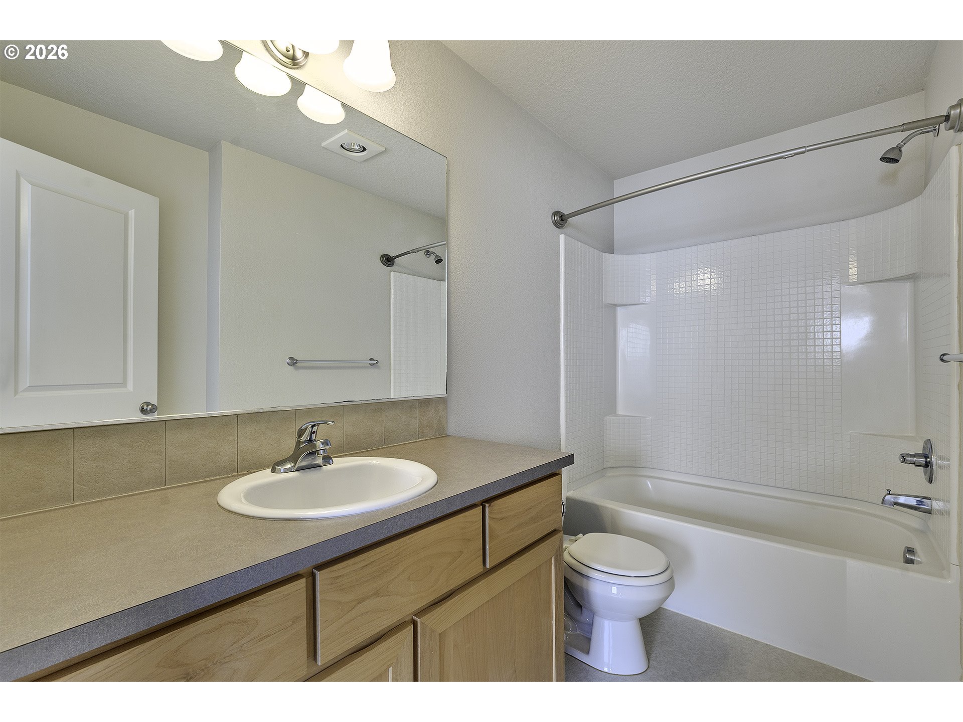 Photo #14: 170635083 Listing: Photo #14