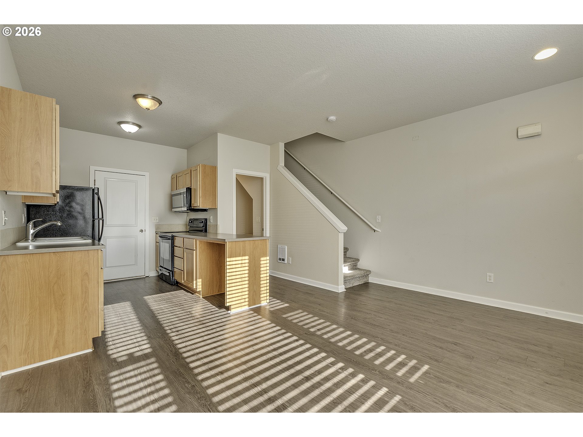 Photo #5: 170635083 Listing: Photo #5