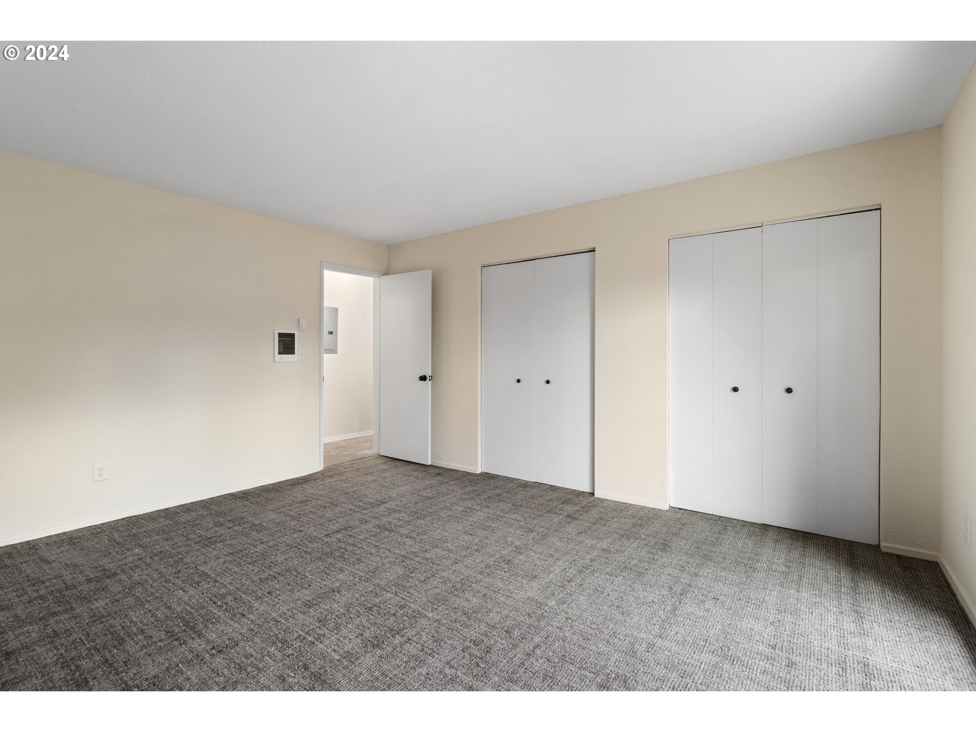 Photo #17: 170649002 Listing: Photo #17