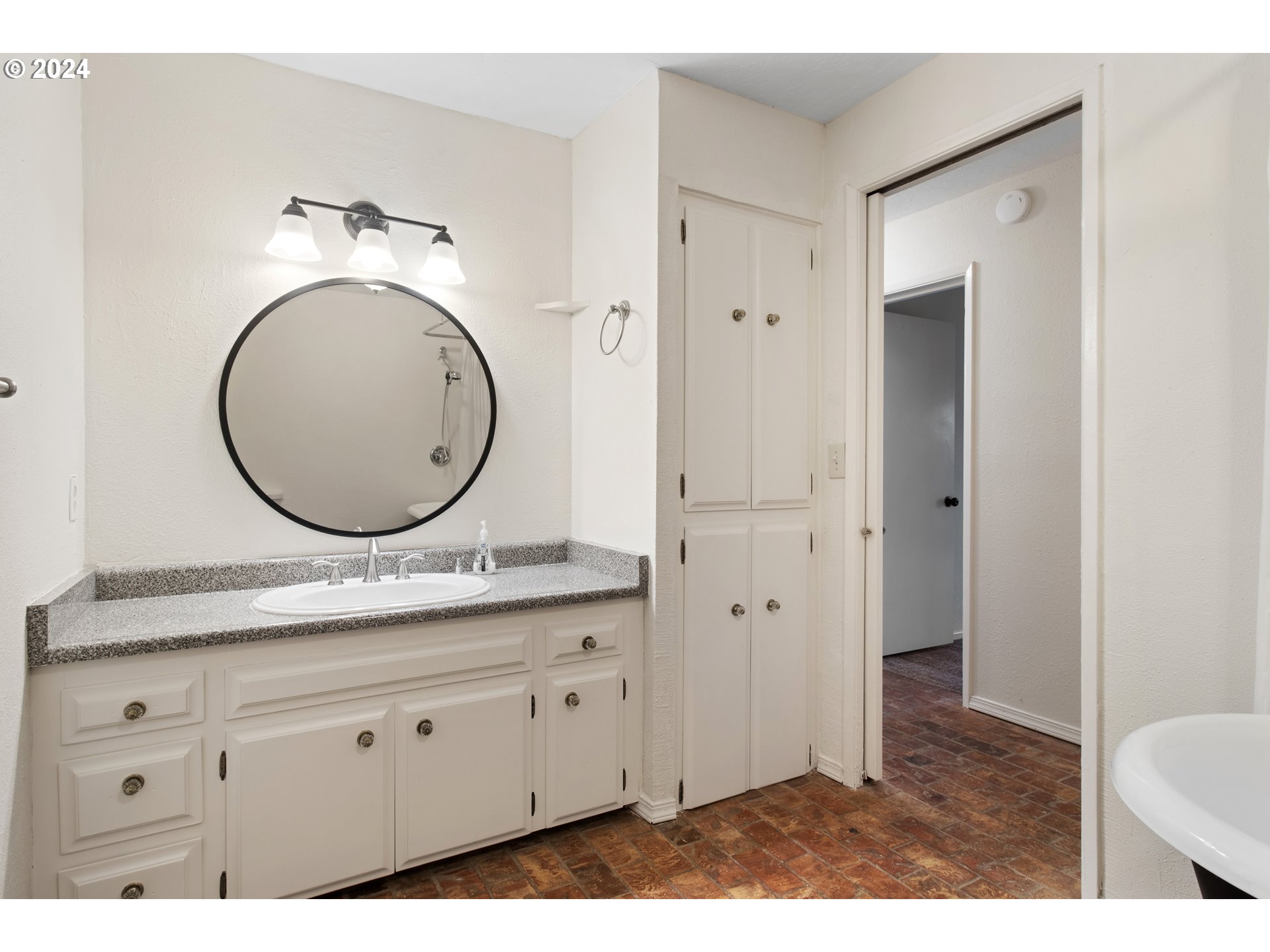 Photo #25: 170649002 Listing: Photo #25