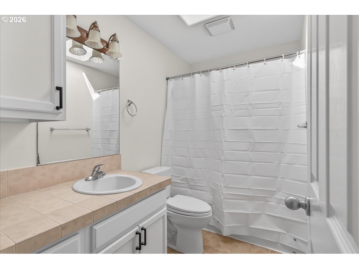 Photo #17: 170752801 Listing: Photo #17