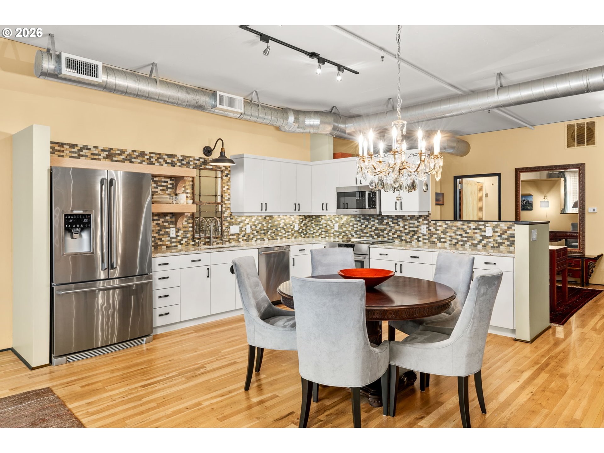 Photo #5: 170846717 Listing: Photo #5