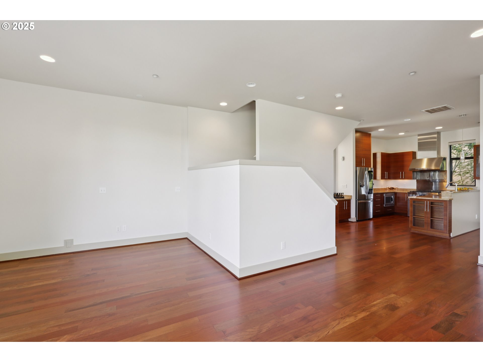 Photo #10: 170915142 Listing: Photo #10