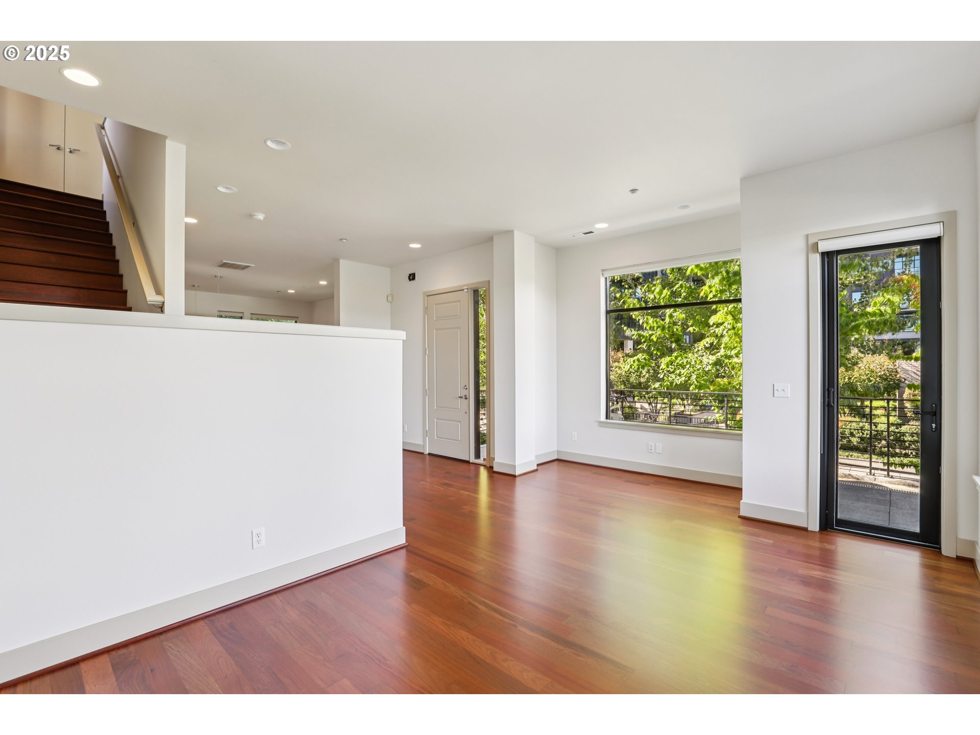 Photo #11: 170915142 Listing: Photo #11