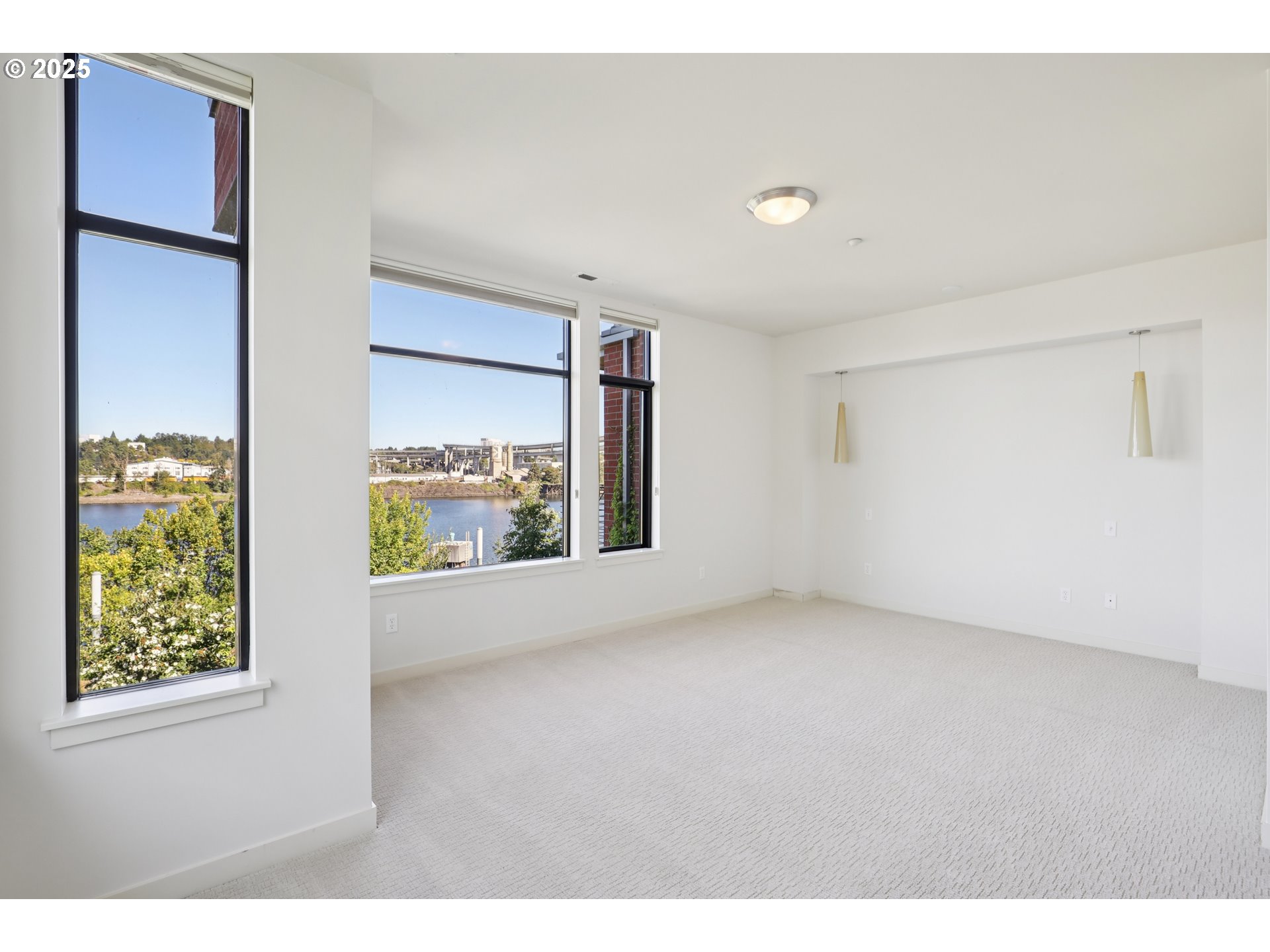 Photo #18: 170915142 Listing: Photo #18