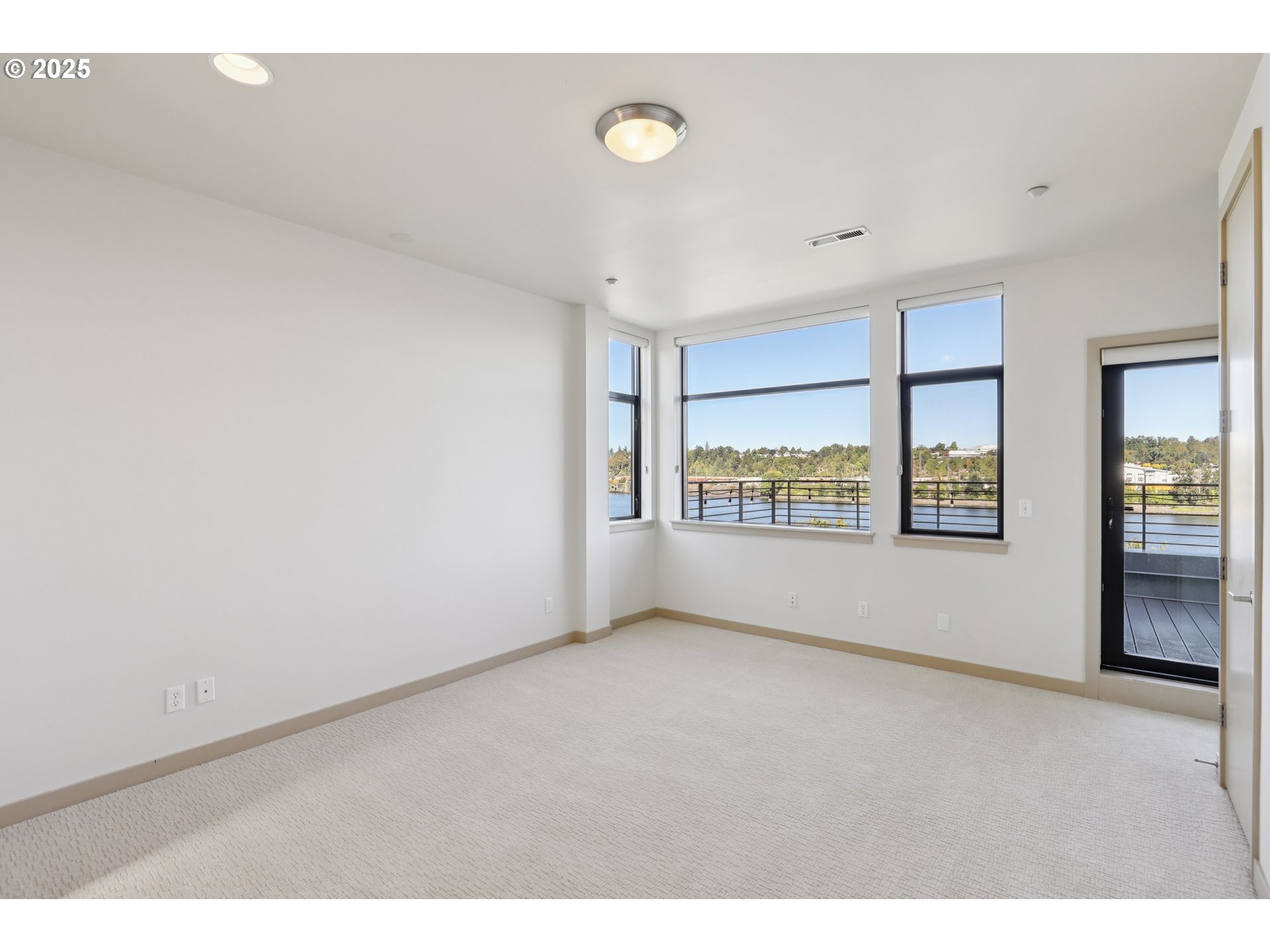 Photo #25: 170915142 Listing: Photo #25