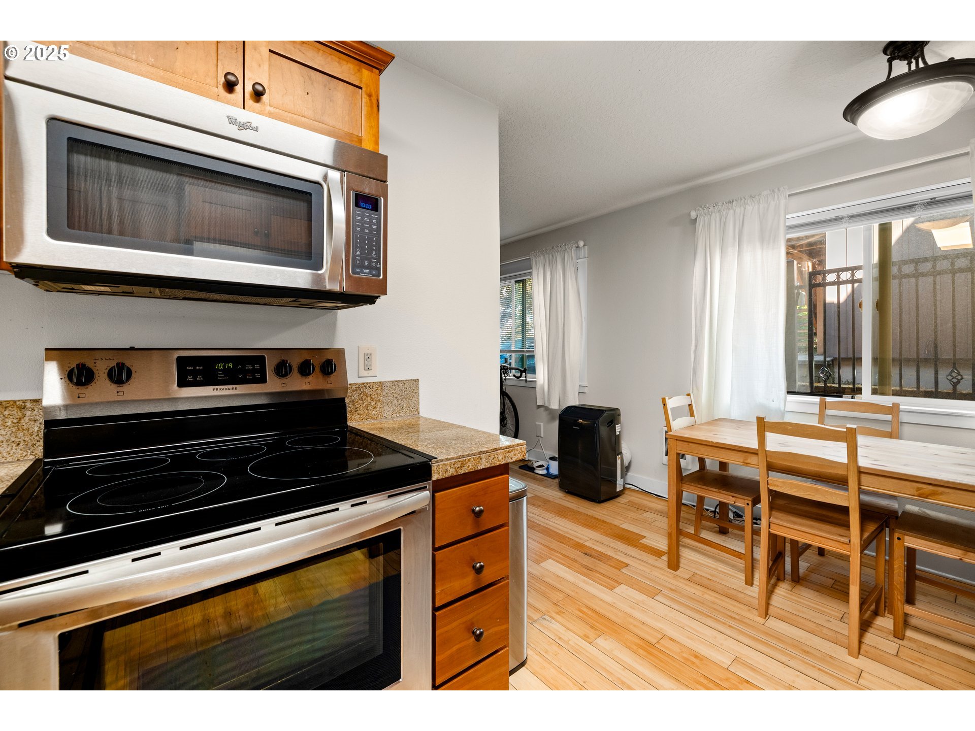 Photo #6: 171053087 Listing: Photo #6