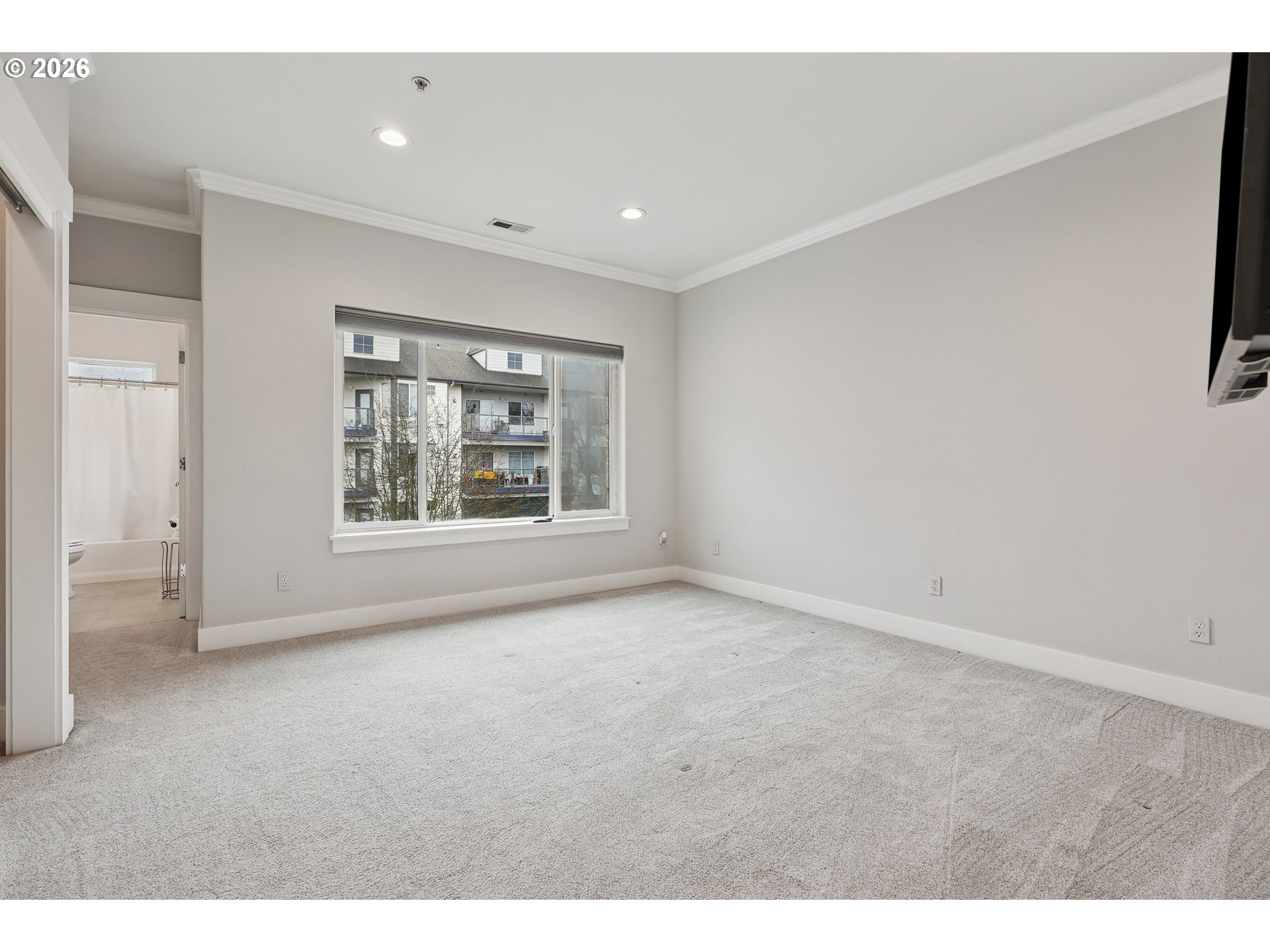 Photo #32: 171429653 Listing: Photo #32