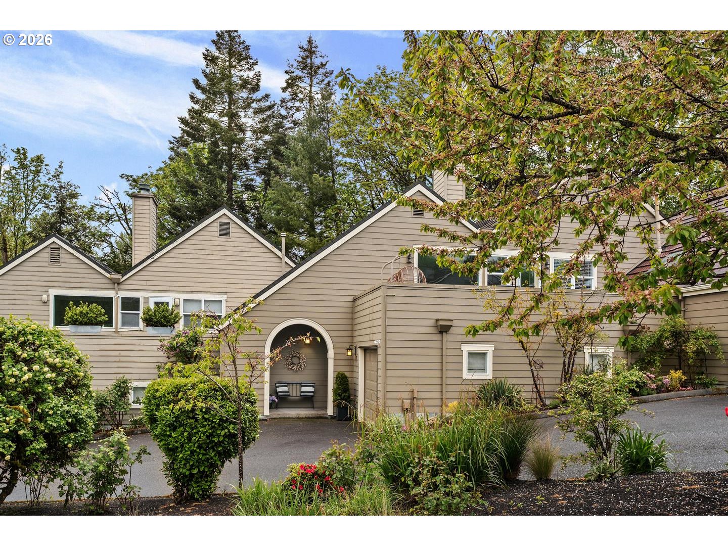 487 W 19TH AVE, Eugene, OR, 97401