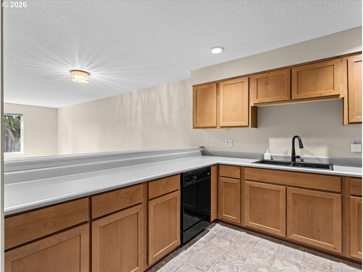 Photo #8: 171711050 Listing: Photo #8