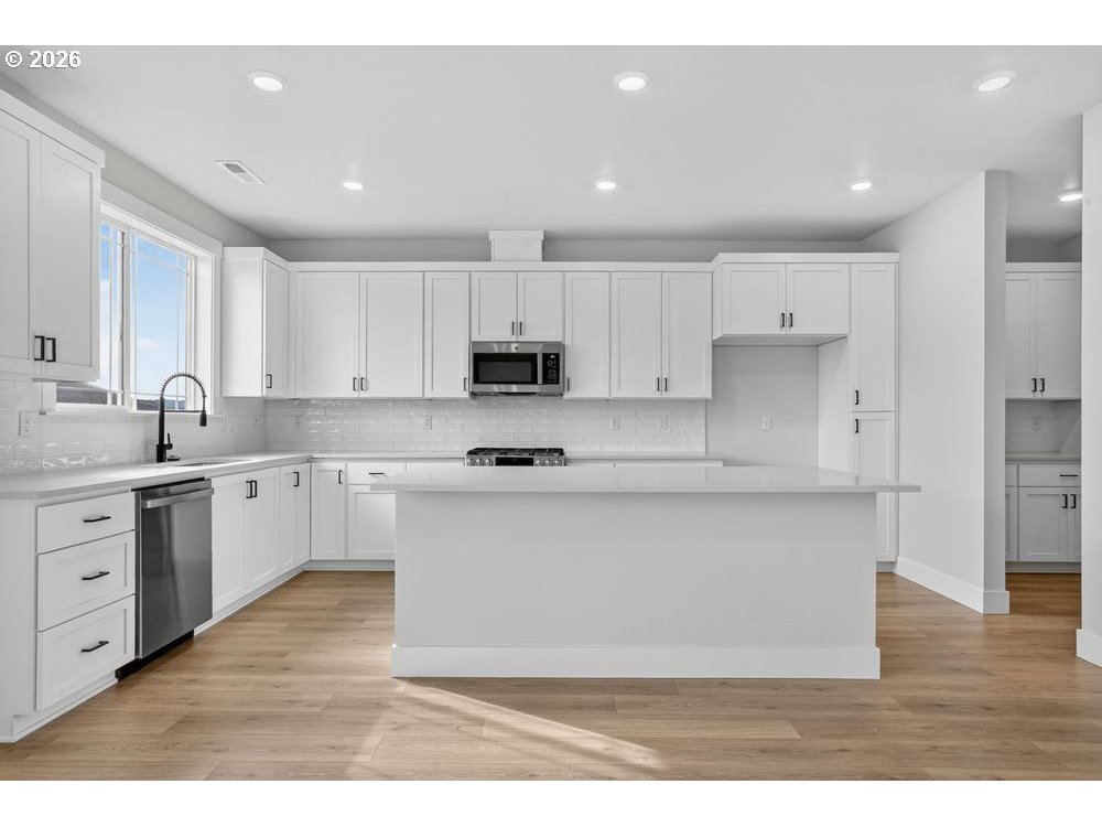 16842 SW LEAF LN, Tigard, OR, 97224