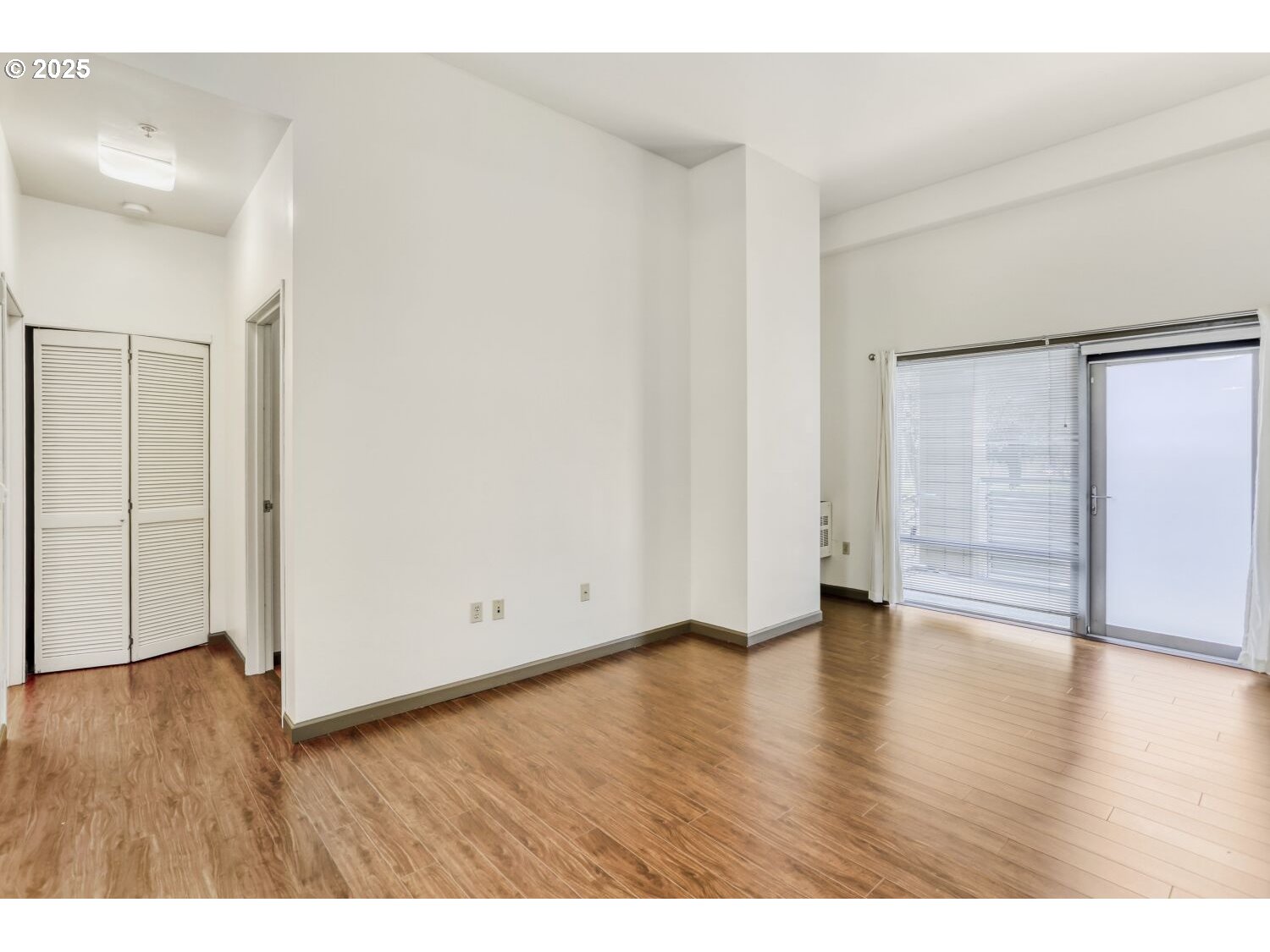 Photo #3: 172130230 Listing: Photo #3