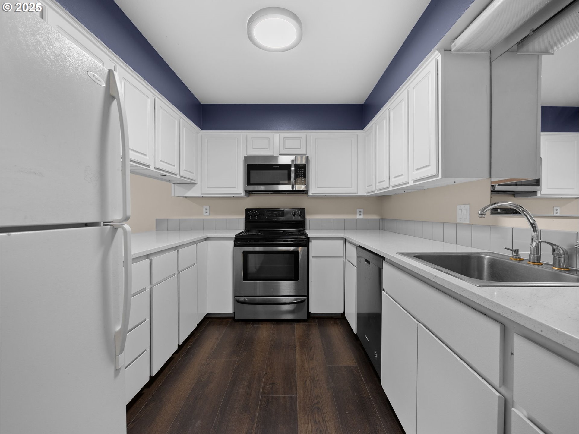 Photo #2: 172350095 Listing 