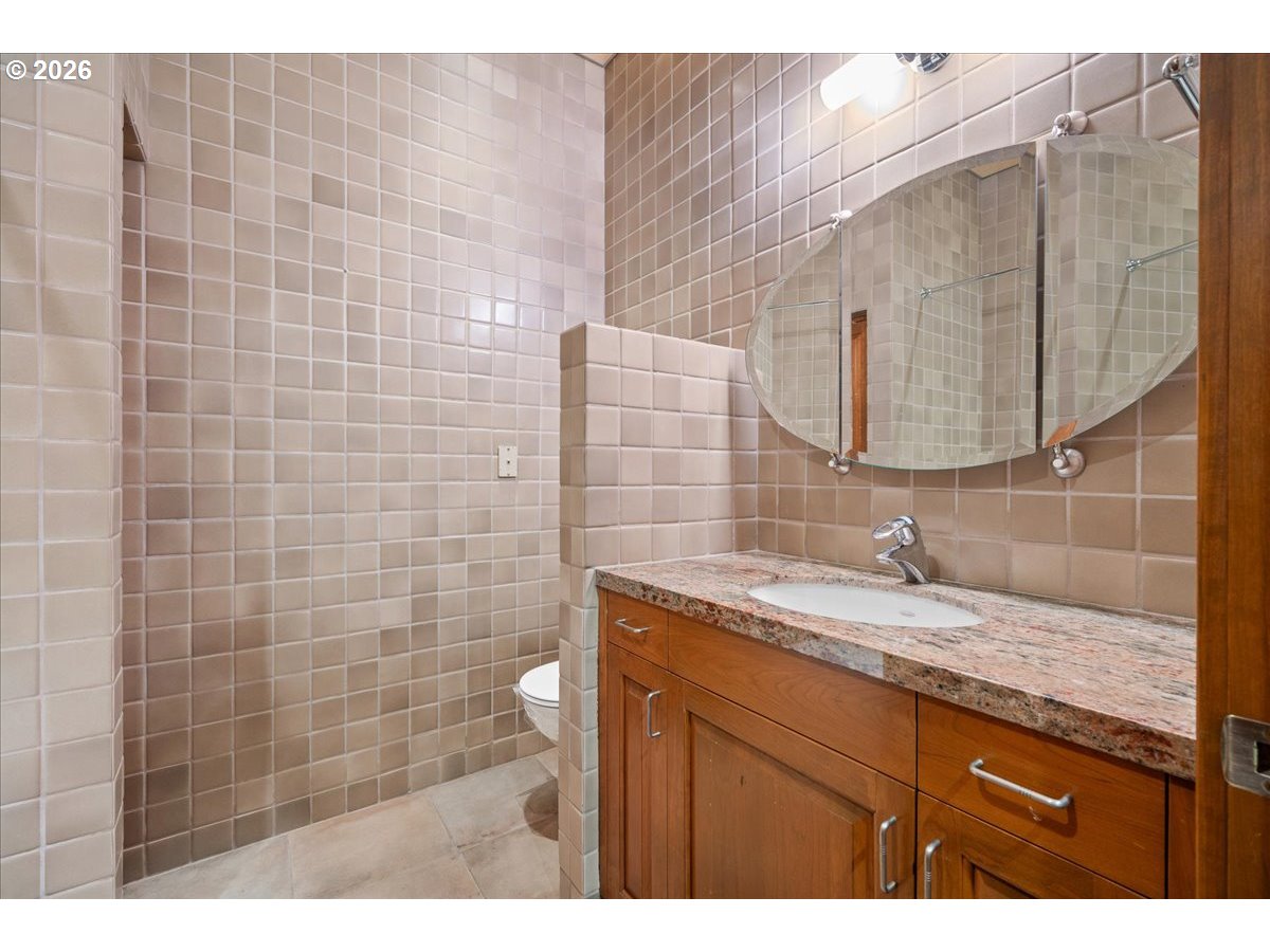 2815 ARROWHEAD CT, Lake Oswego, OR, 97034