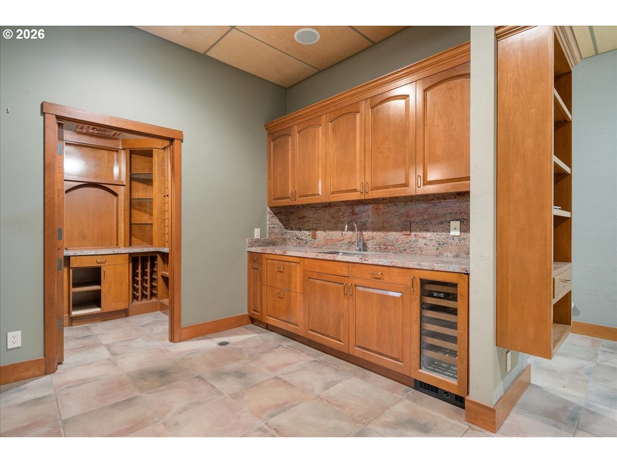 2815 ARROWHEAD CT, Lake Oswego, OR, 97034