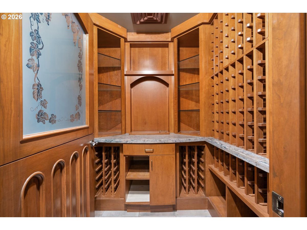 2815 ARROWHEAD CT, Lake Oswego, OR, 97034