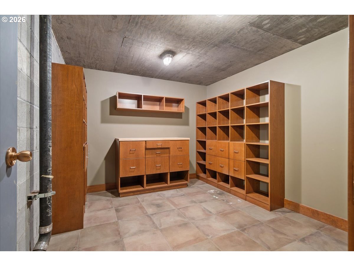 2815 ARROWHEAD CT, Lake Oswego, OR, 97034