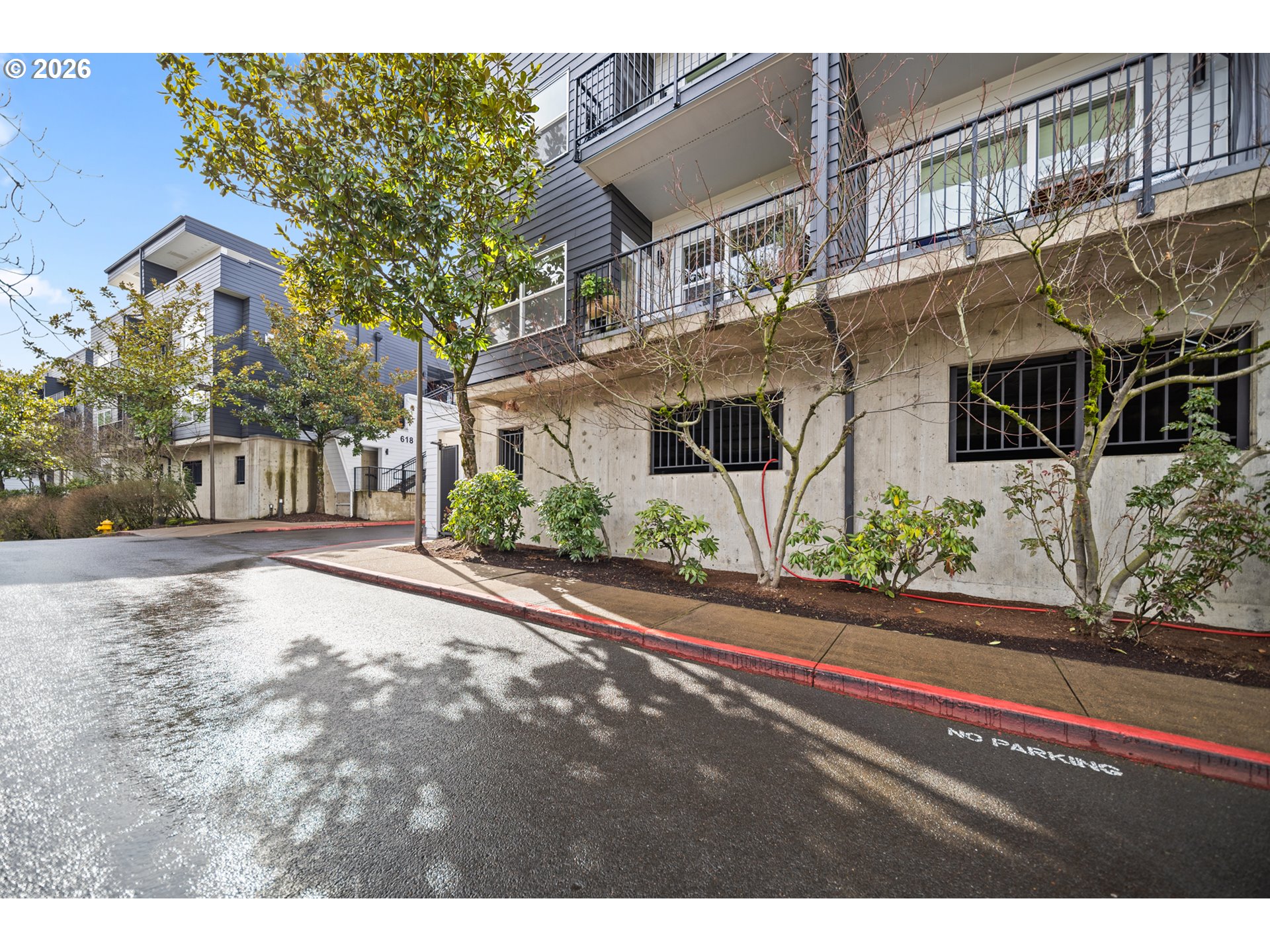 Photo #5: 172936883 Listing: Photo #5