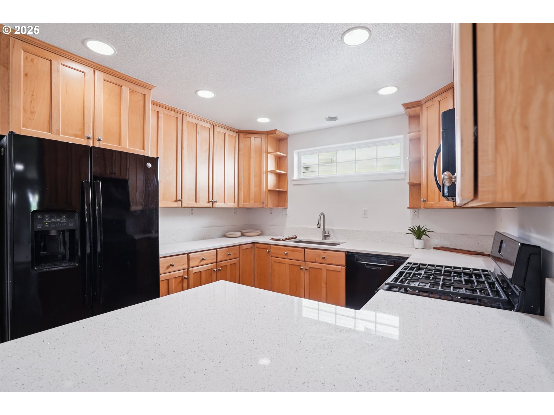 Photo #16: 173281167 Listing: Photo #16