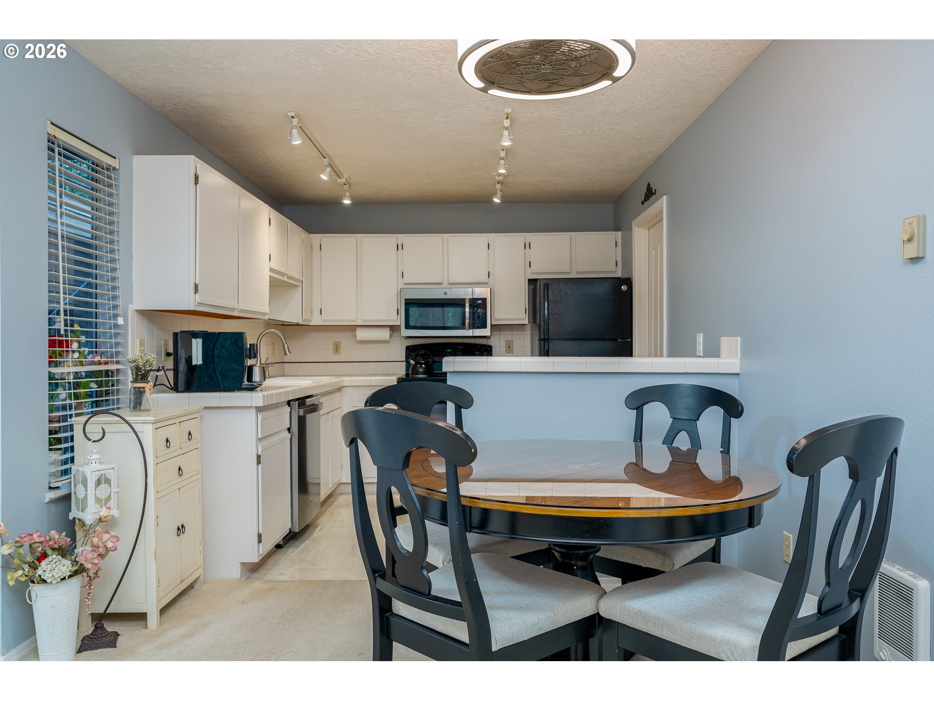 4000 CARMAN DR UNIT E-68, Lake Oswego, OR, 97035