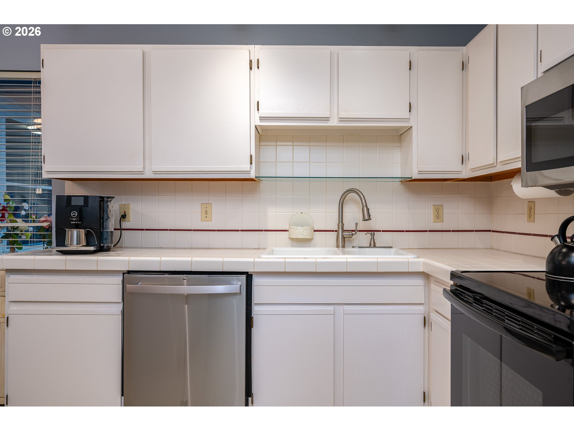 4000 CARMAN DR UNIT E-68, Lake Oswego, OR, 97035