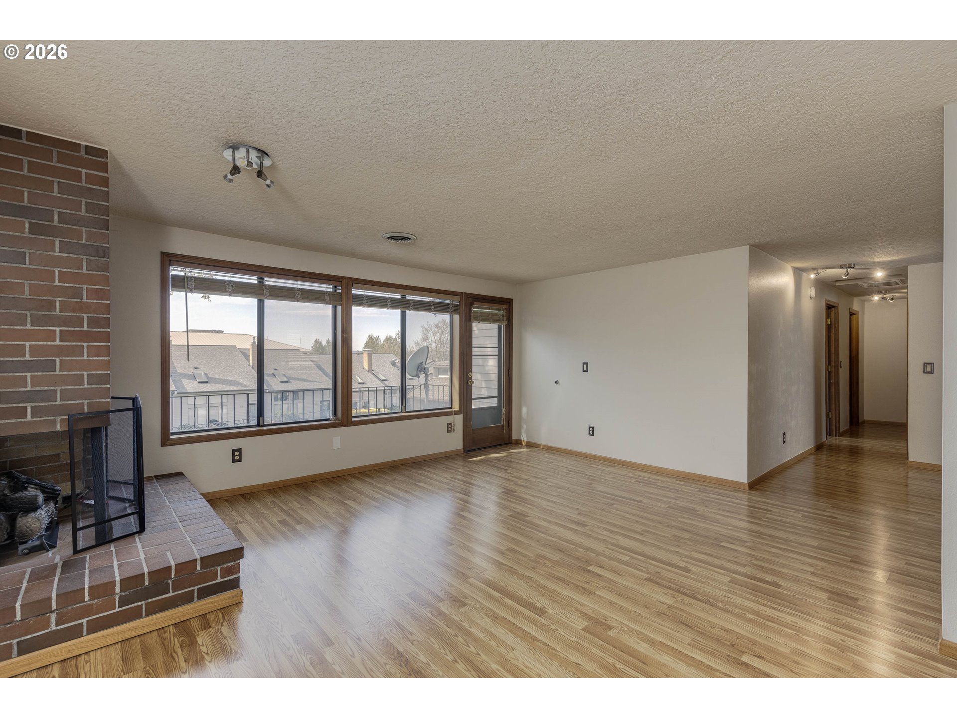 Photo #7: 173792217 Listing: Photo #7