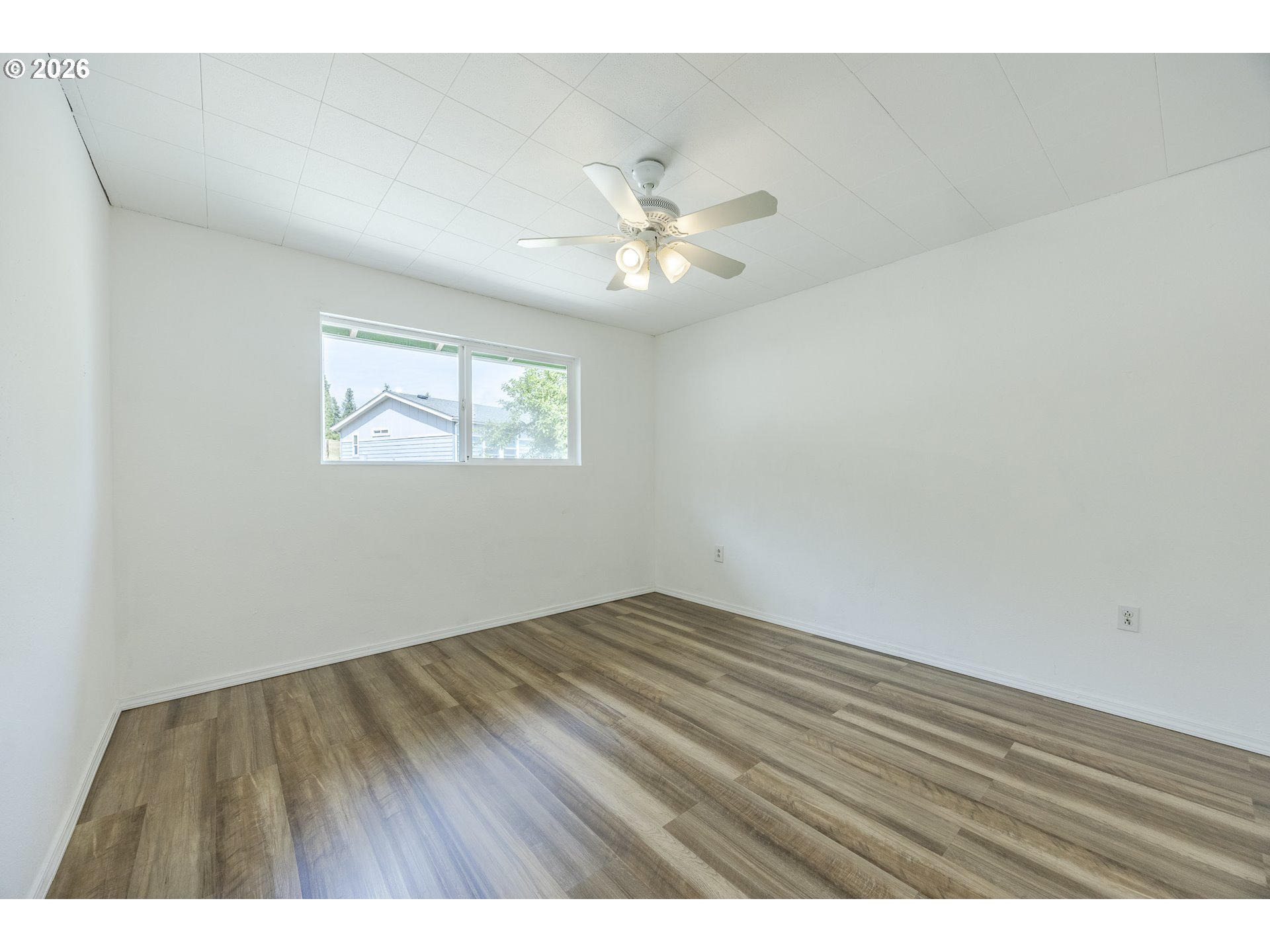 Property photo 18 of 48