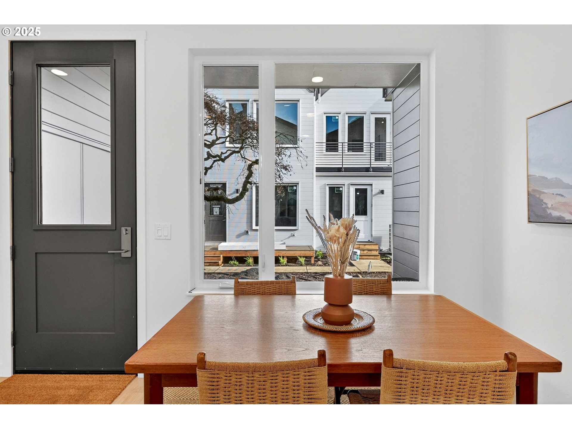 Photo #2: 174320578 Listing: Photo #2