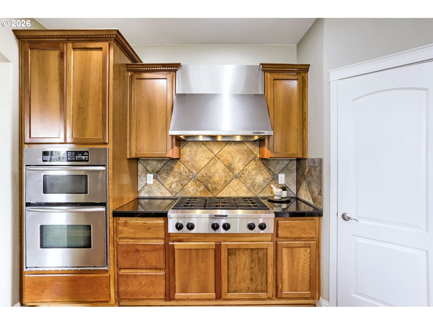 Property photo 12 of 48